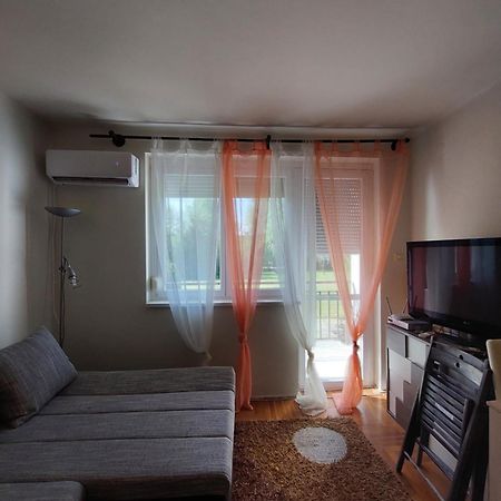 Dorka Apartman Вонярквашеги Екстериор снимка