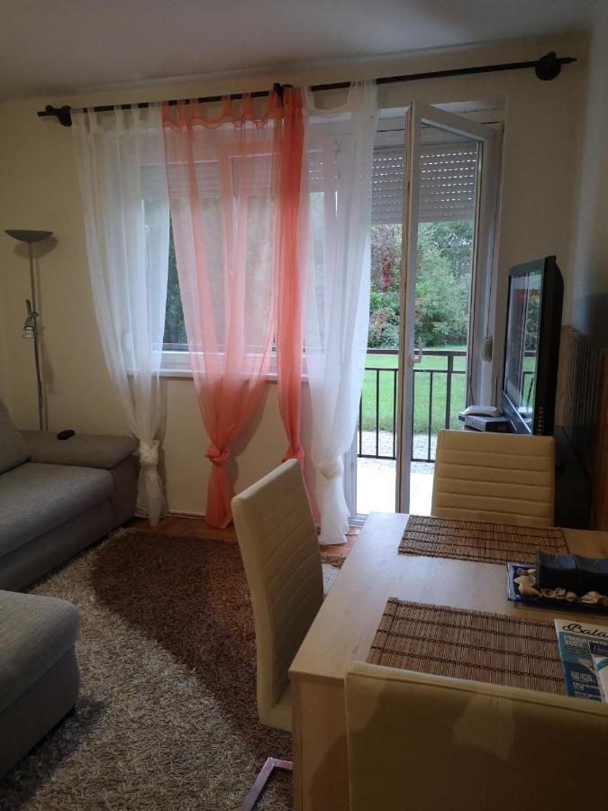 Dorka Apartman Вонярквашеги Екстериор снимка