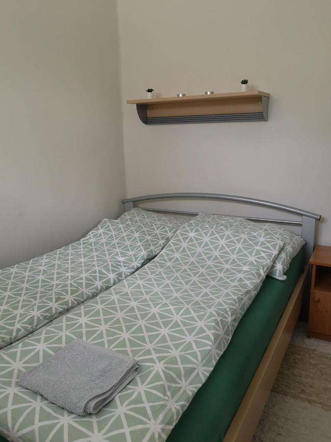 Dorka Apartman Вонярквашеги Екстериор снимка