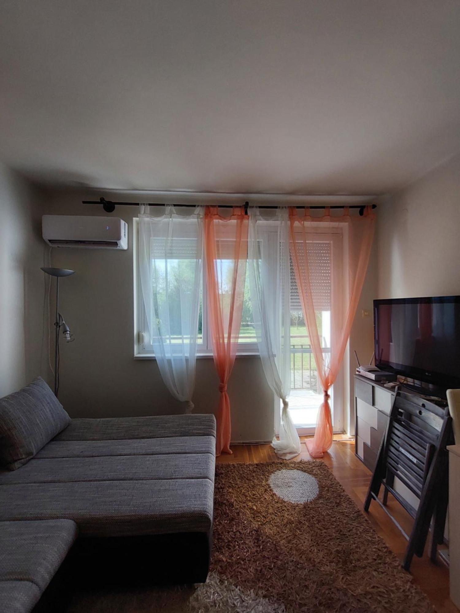 Dorka Apartman Вонярквашеги Екстериор снимка